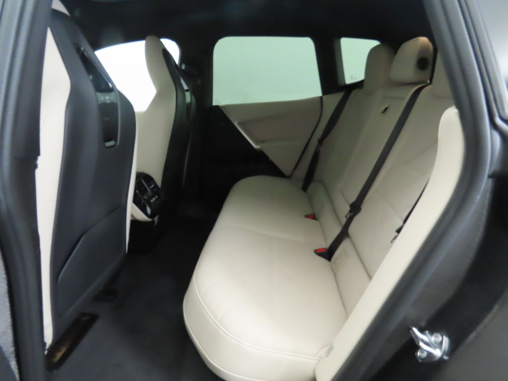 2025 BMW iX xDrive50 22