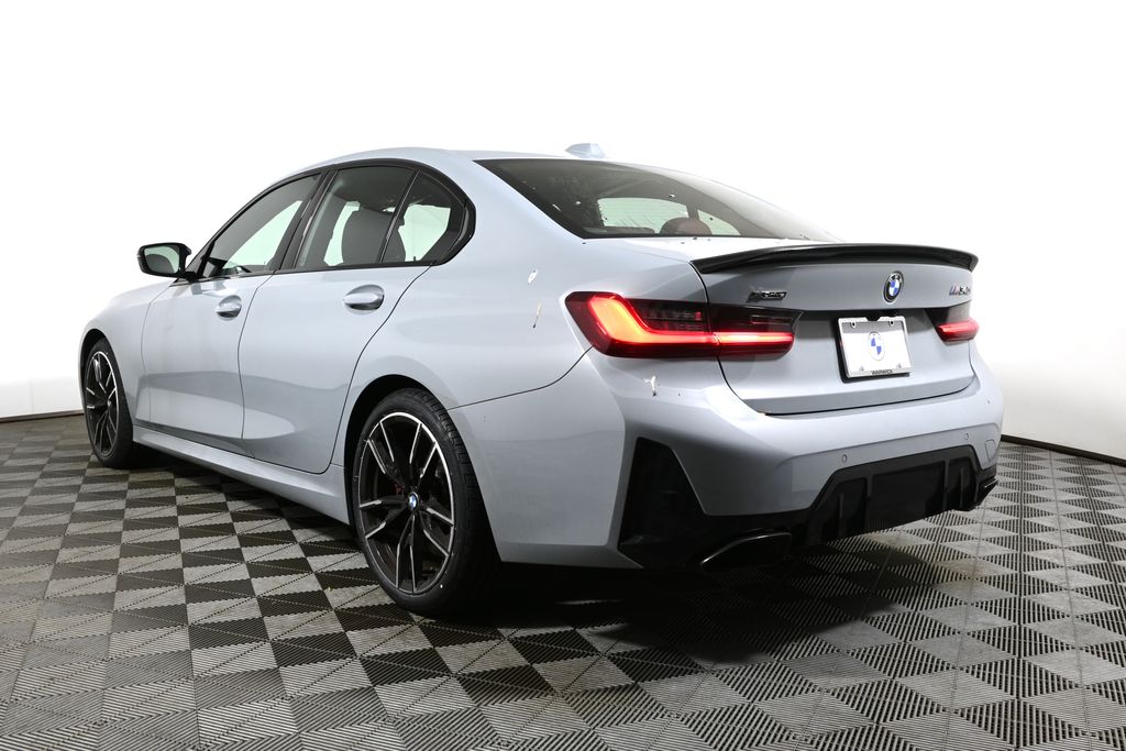 Thumbnail: 2024 BMW 3 Series - 9