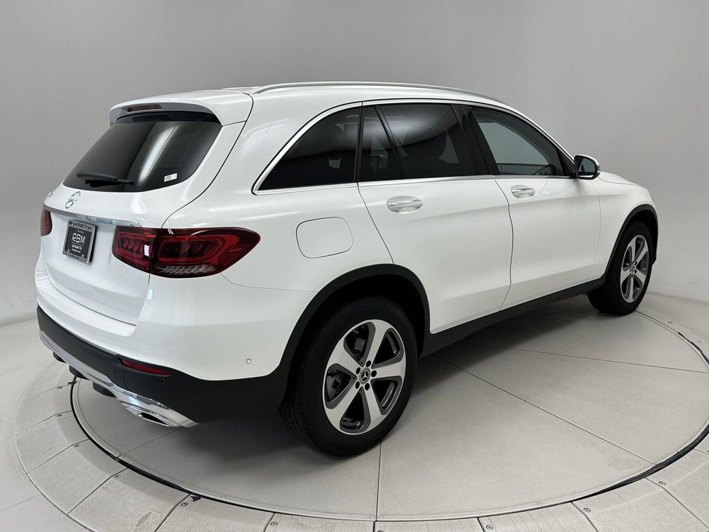 2022 Mercedes-Benz GLC GLC 300 6