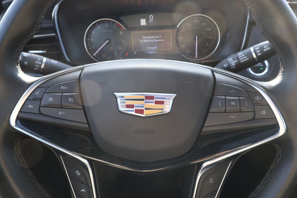 Thumbnail: 2025 Cadillac XT5 - 22