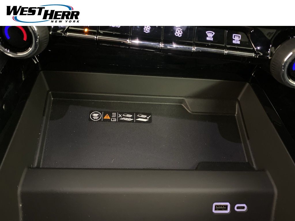 Used 2025 Gray Chevrolet Premier image 6