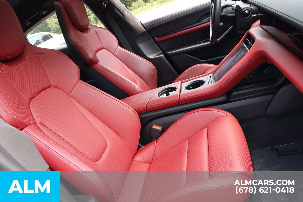 Used 2020 Silver Porsche Turbo image 28