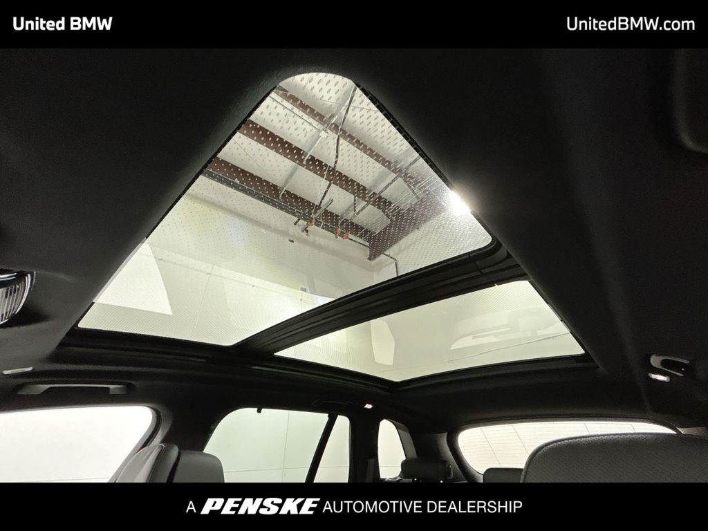 Thumbnail: 2026 BMW X5 - 20