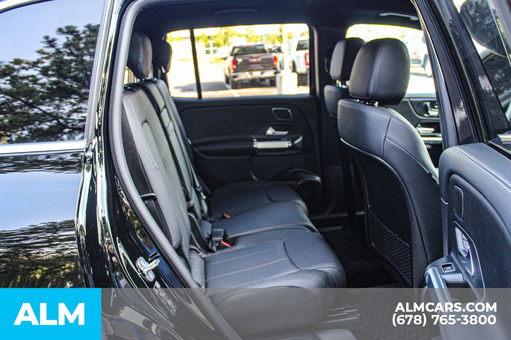 Used 2024 Black Mercedes-Benz GLB 250 image 18