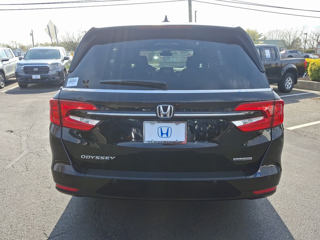 2022 Honda Odyssey Touring 5