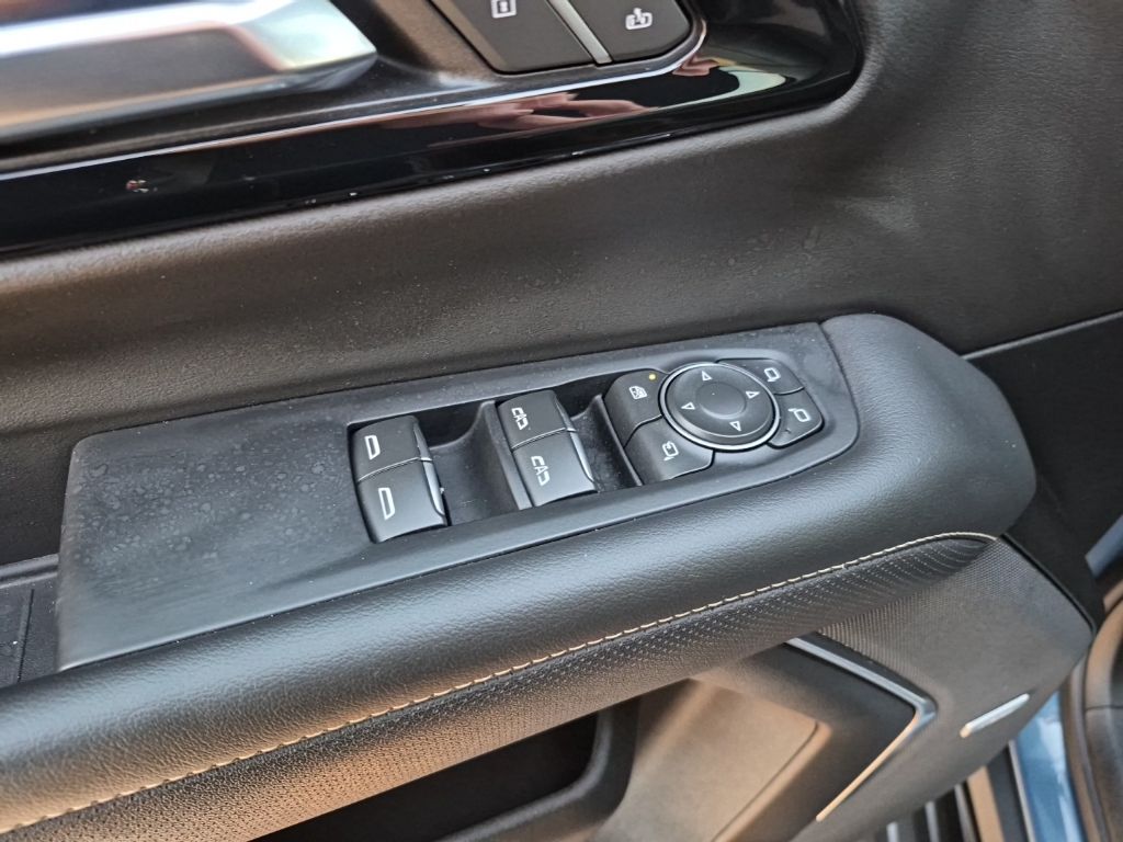 Used Car 2025 Chevrolet Suburban  Premier For Sale Under $70,000 In Austin, Texas