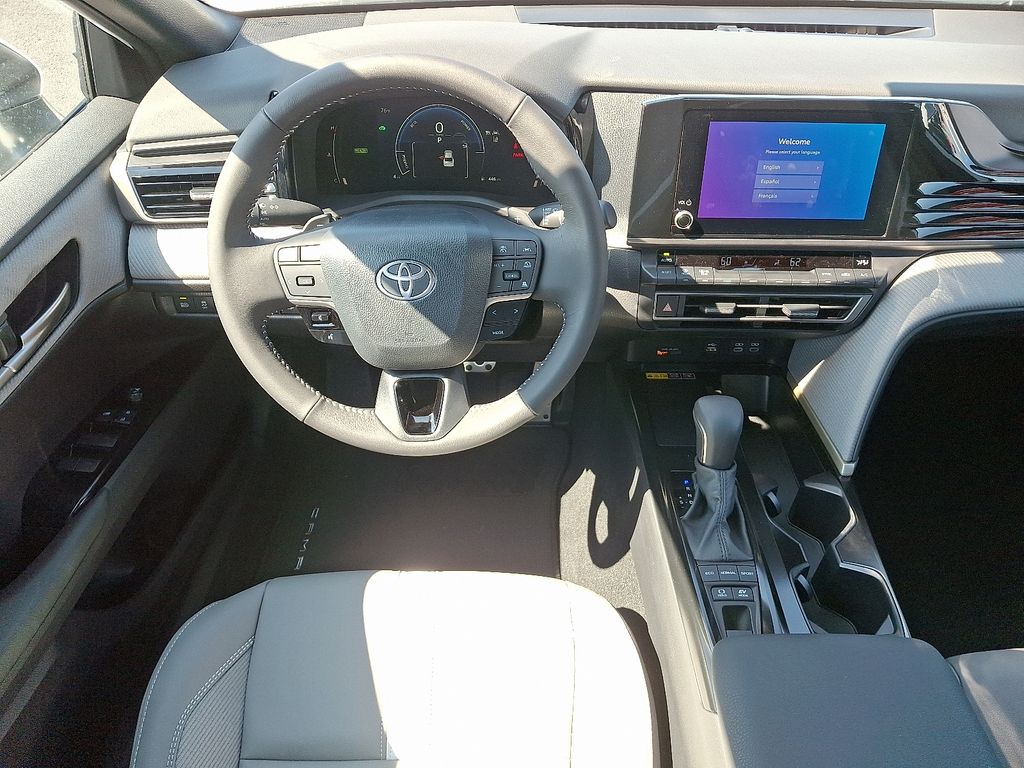 Thumbnail: 2025 Toyota Camry - 12