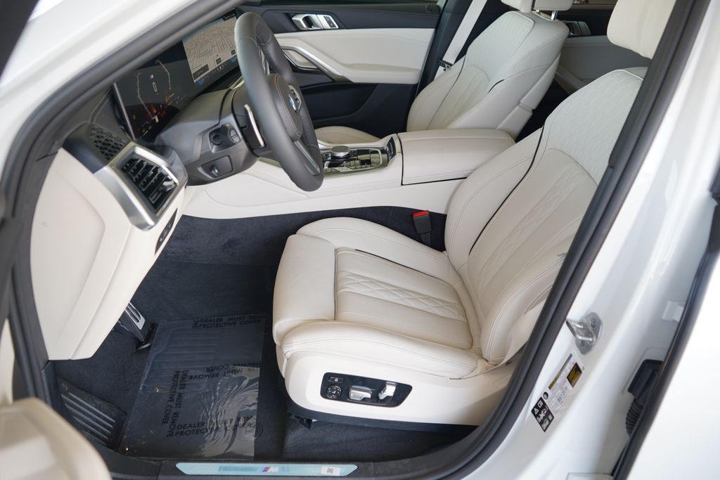 Thumbnail: 2026 BMW X6 - 11