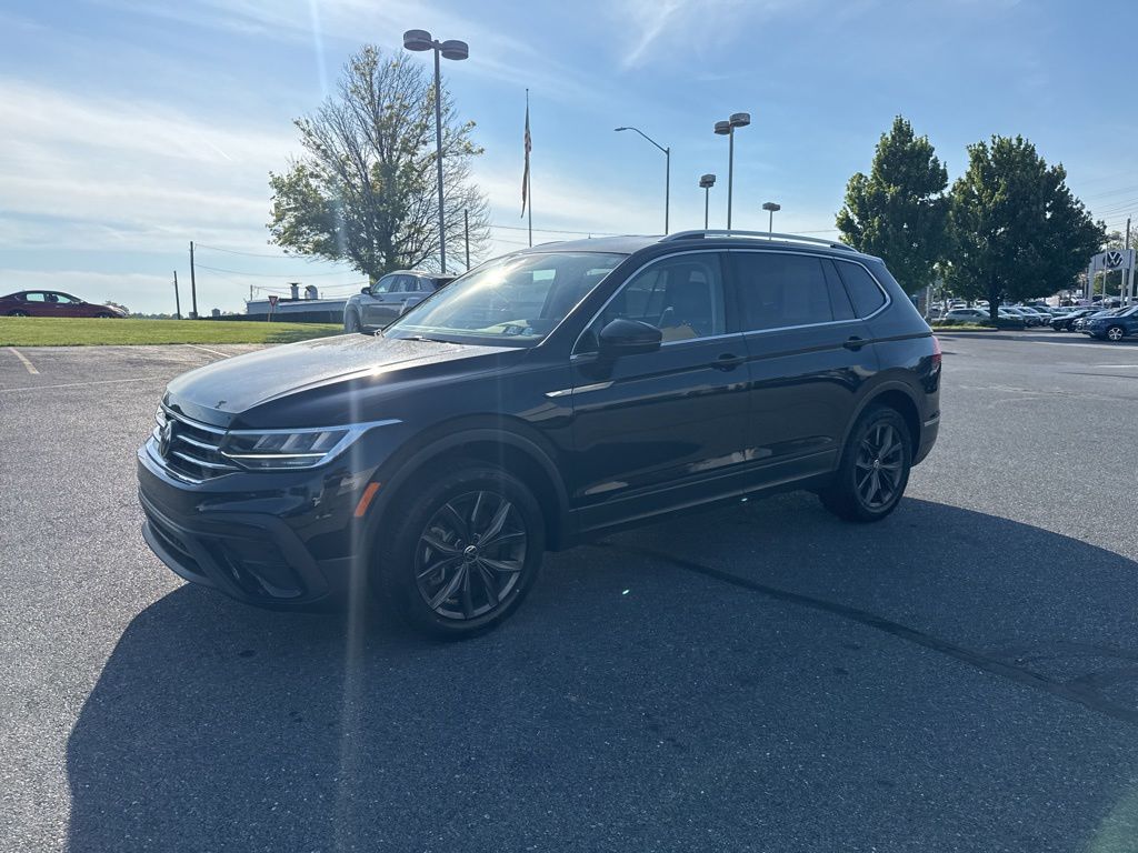 2023 Volkswagen Tiguan 2.0T SE Black at Sutliff Volkswagen