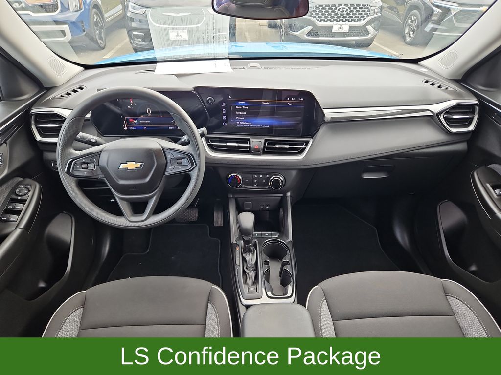 2025 Chevrolet TrailBlazer LS Blue at Bob Mills Chevrolet