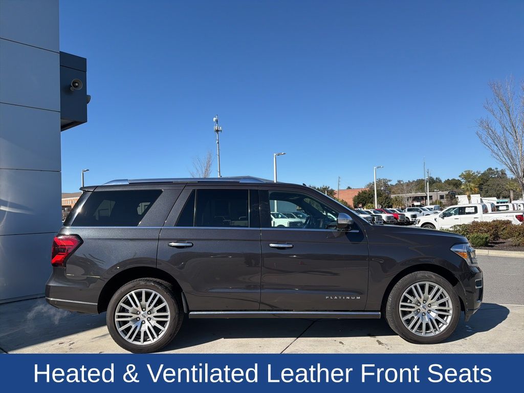 2022 Ford Expedition Platinum