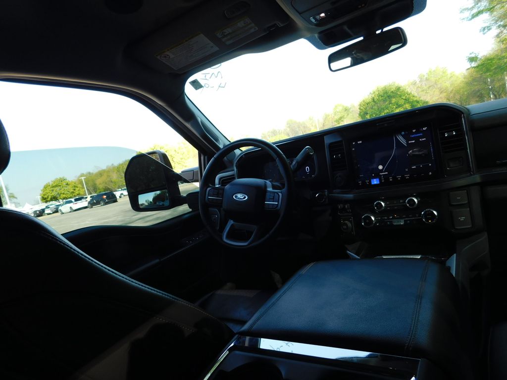 Thumbnail: 2025 Ford Econoline - 6