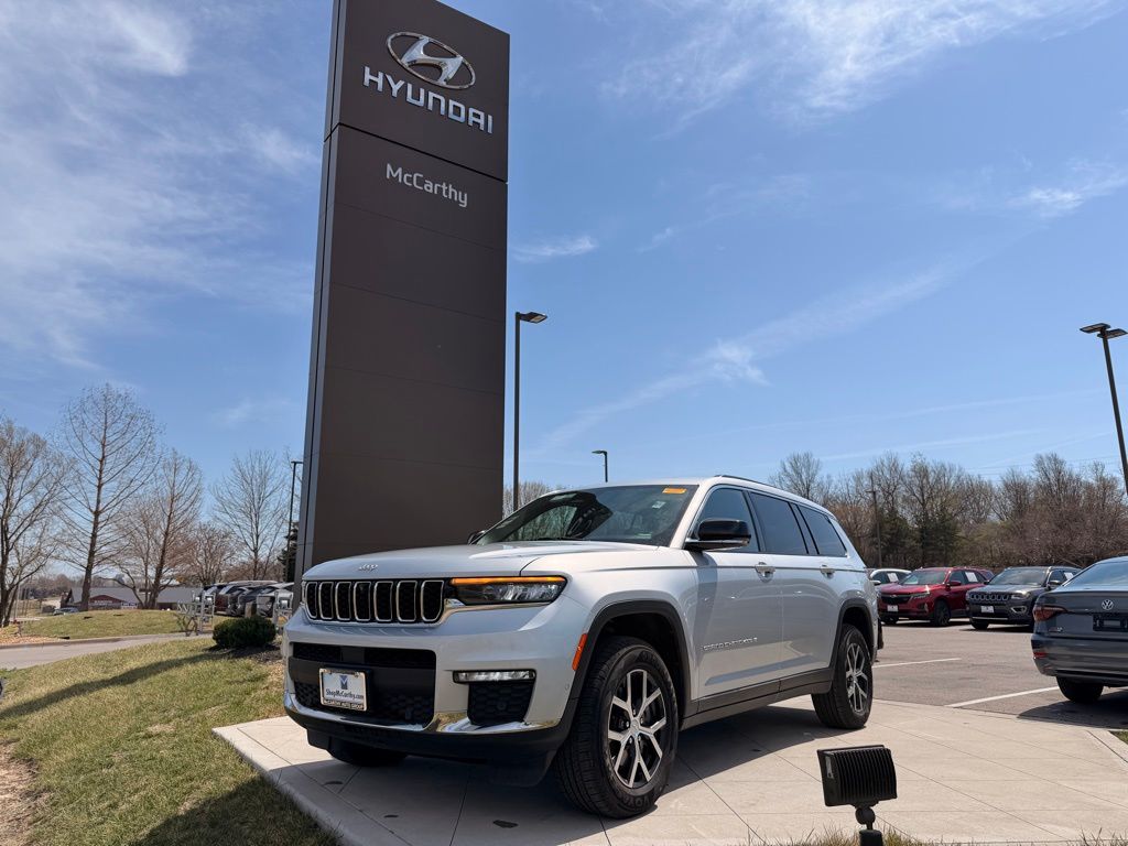 Silver Zynith 2024 Jeep Grand Cherokee L Limited 4WD SUV / Crossover Four-Wheel Drive 8-Speed Automatic