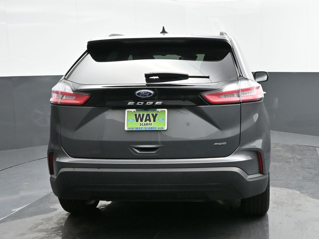 2023 Ford Edge SE