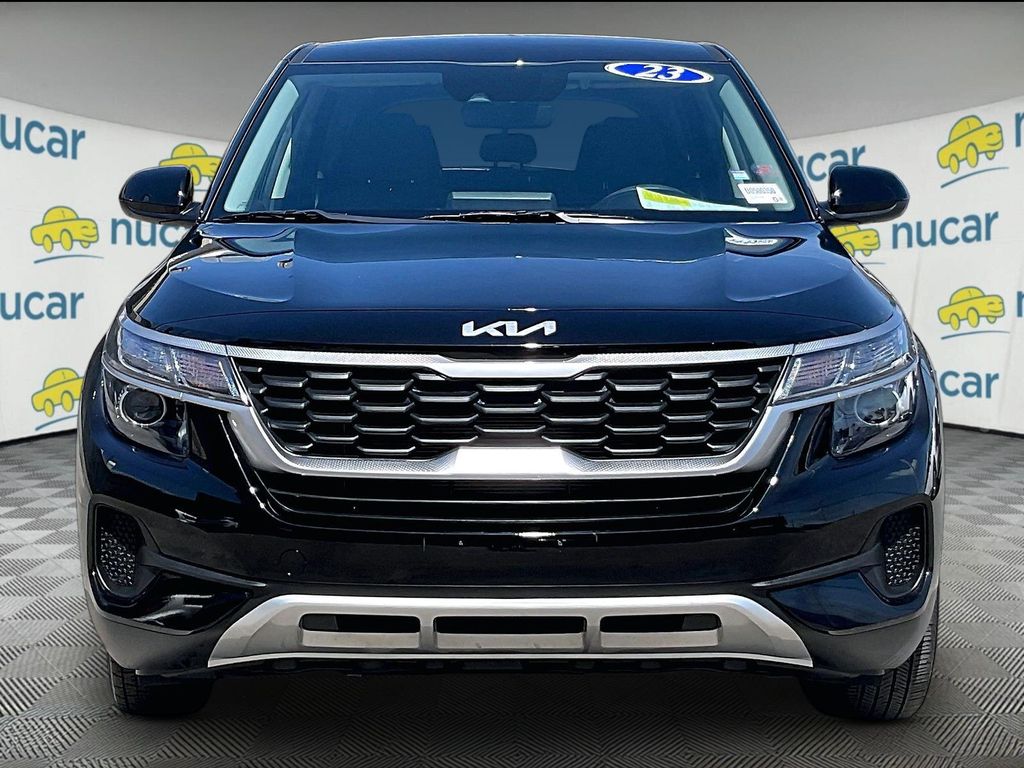 2023 Kia Seltos — photo 2