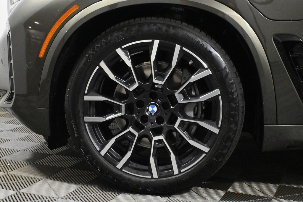 Thumbnail: 2026 BMW X5 - 12