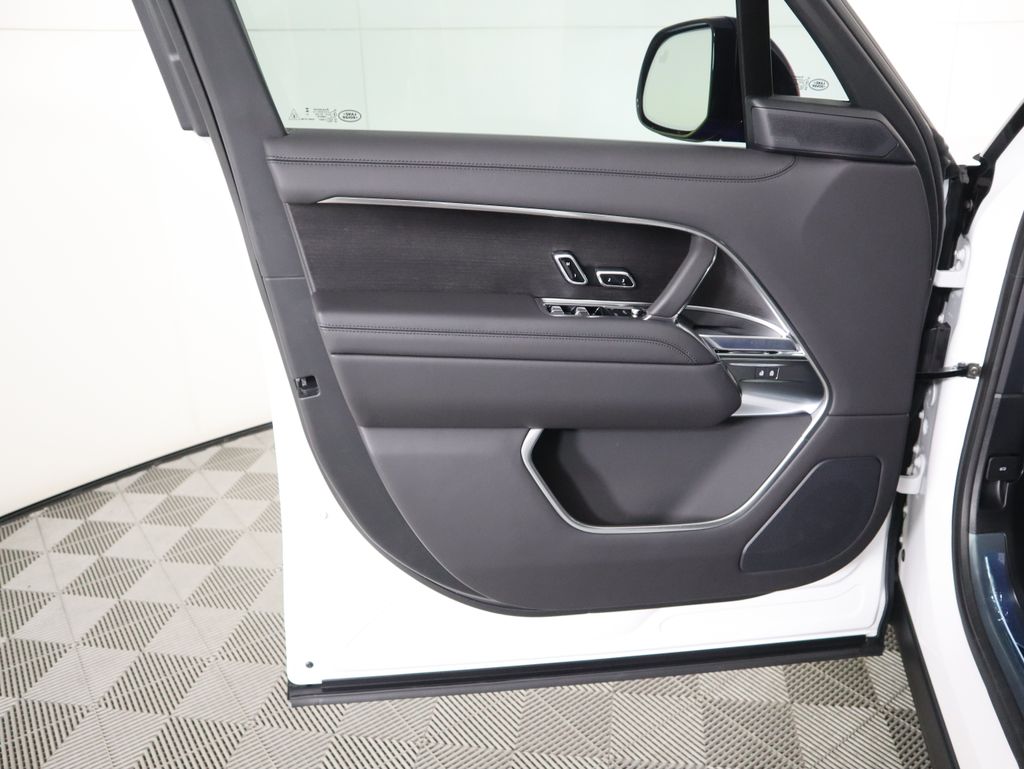 Thumbnail: 2026 Land Rover Range Rover - 26