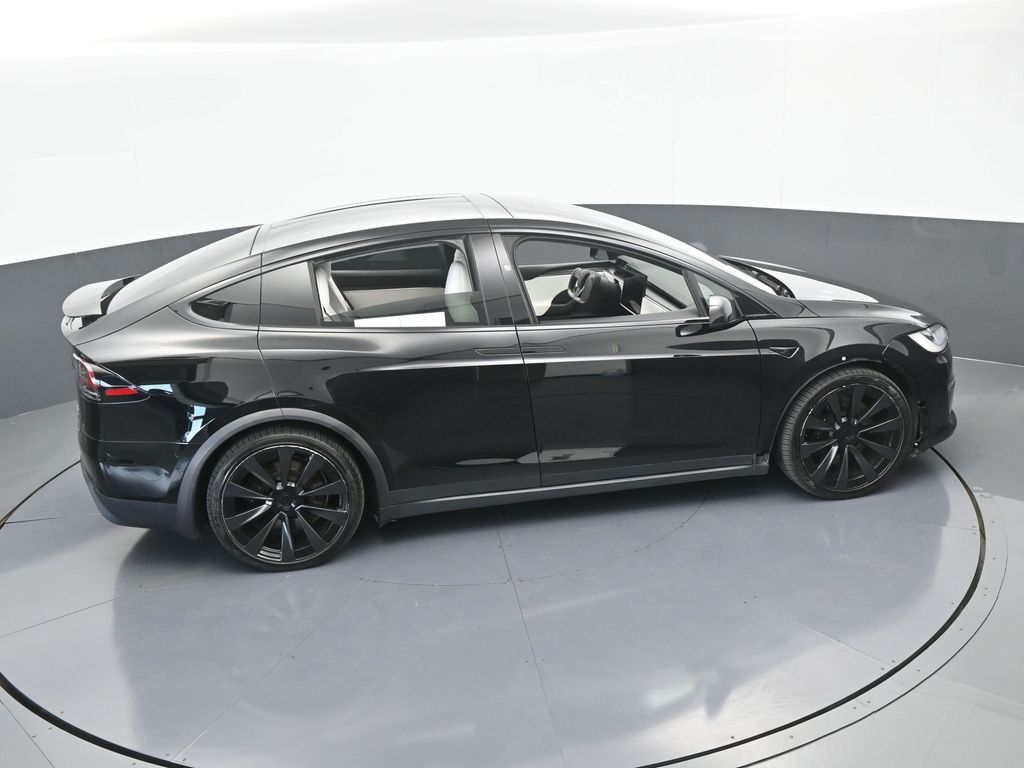 Used 2022 Black Tesla Plaid image 48