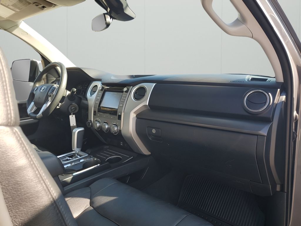 Used Car 2019 Toyota Tundra  Sr5 For Sale Under $40,000 In Austin, Texas