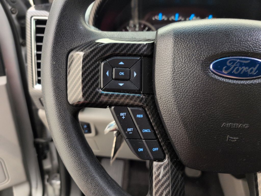 Used 2016 Silver Ford XLT image 34