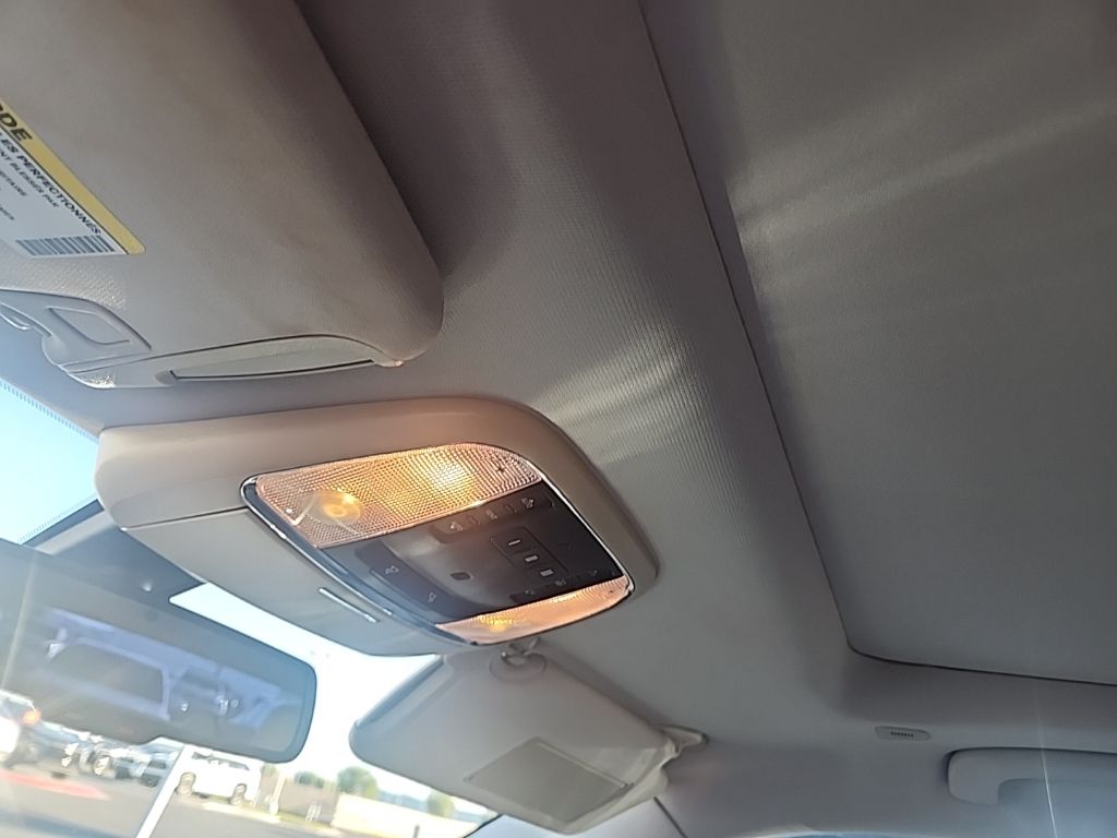 Thumbnail: 2017 Chrysler 300 - 7