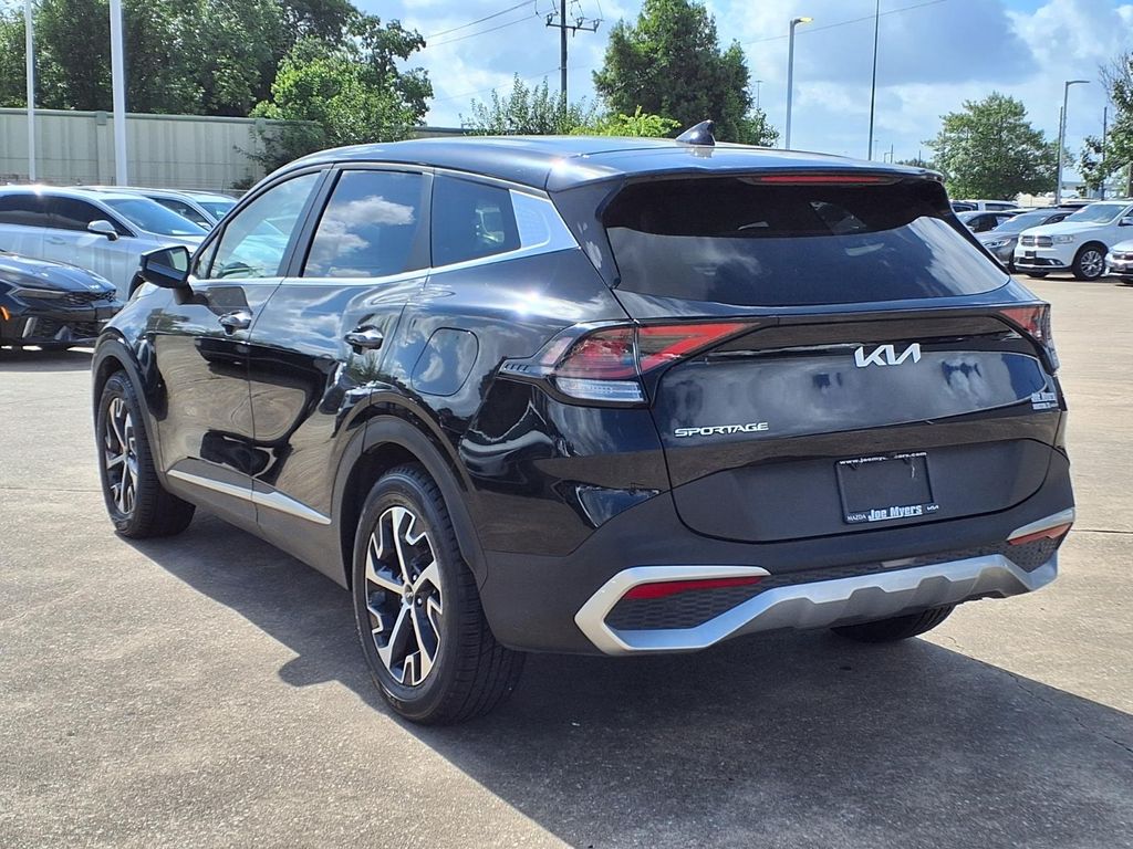 2025 Kia Sportage EX - 1