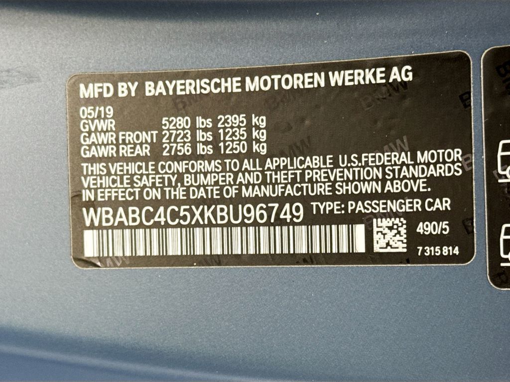 Thumbnail: 2019 BMW 8 Series - 32