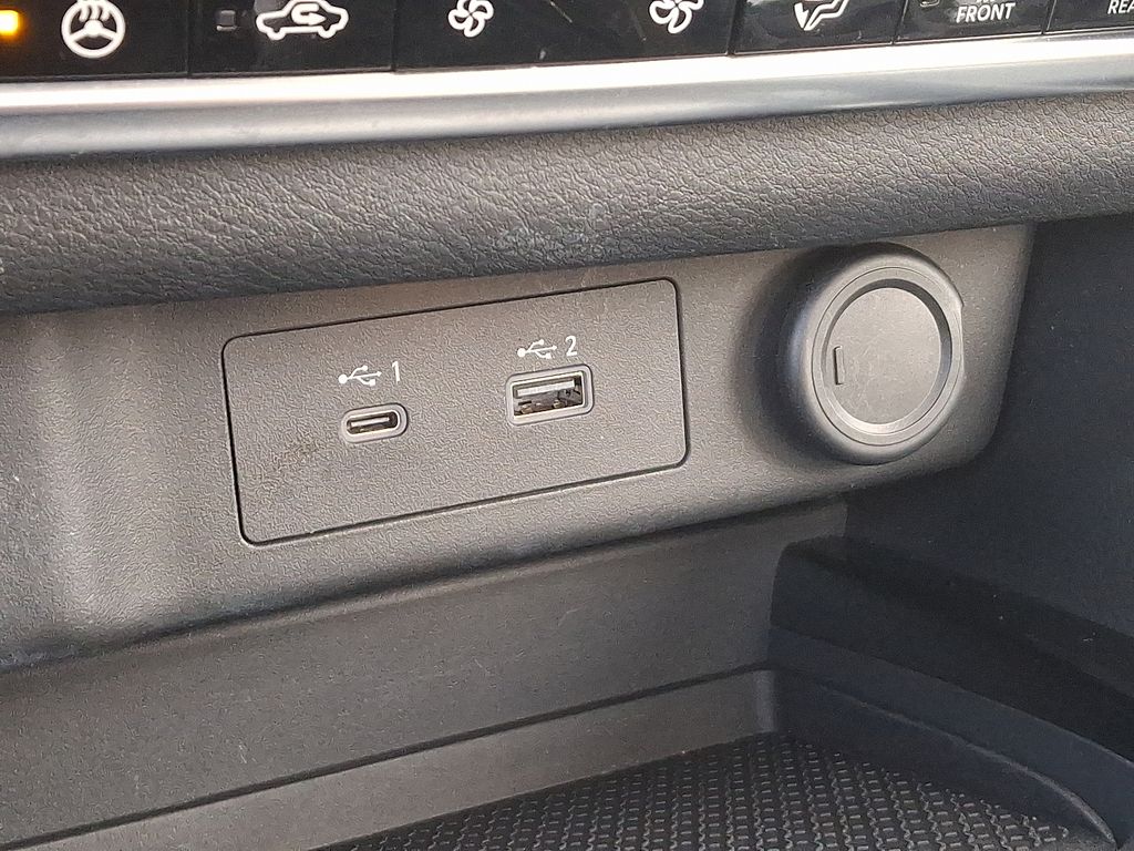 Thumbnail: 2021 Nissan Rogue - 26