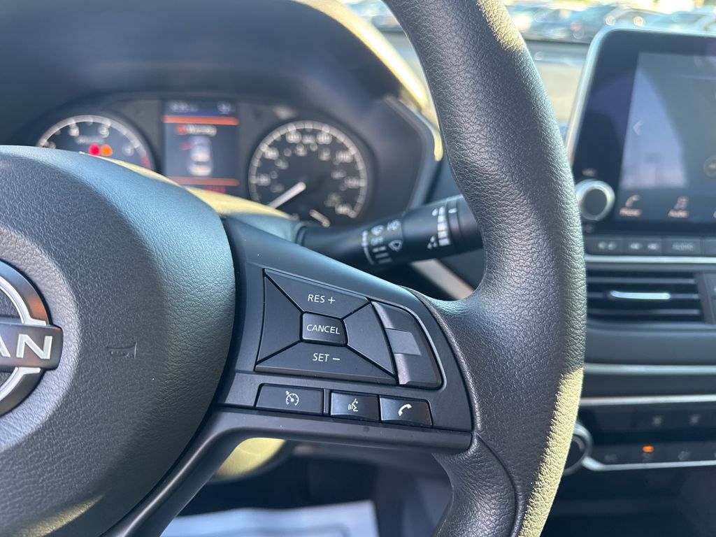 Used 2025 Nissan Altima 2.5 S 4D Sedan