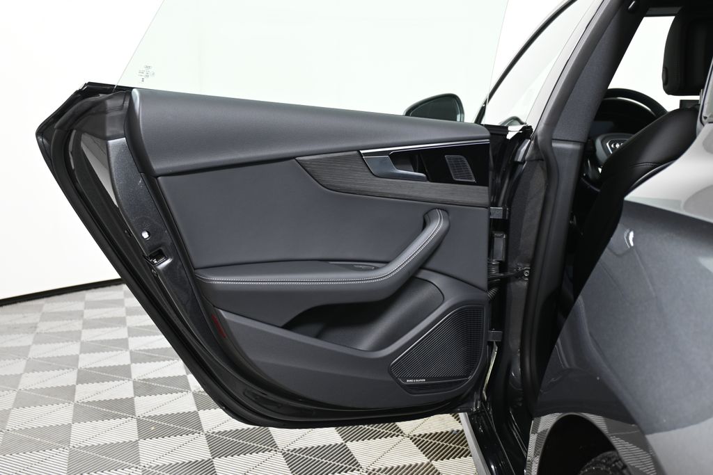 Thumbnail: 2025 Audi A5 - 32