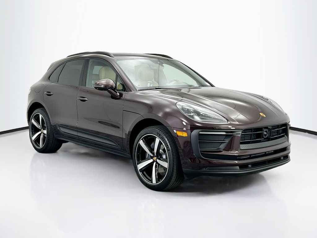 Thumbnail: 2026 Porsche Macan - 9