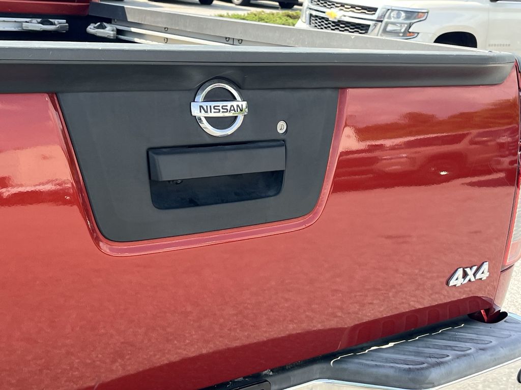 2016 Nissan Frontier SV photo