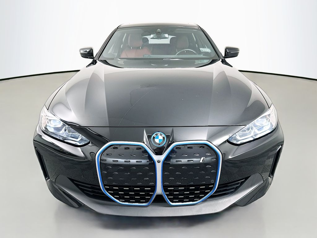 Thumbnail: 2023 BMW i4 - 2