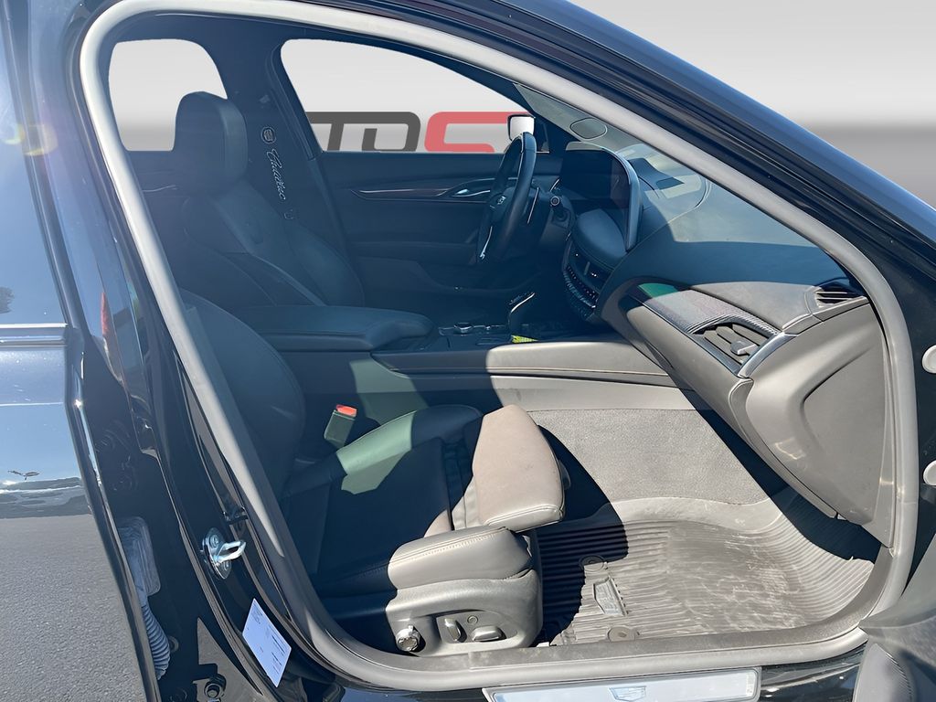2025 Cadillac CT5 Sport - Photo 29