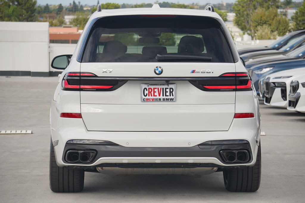 Thumbnail: 2026 BMW X7 - 6