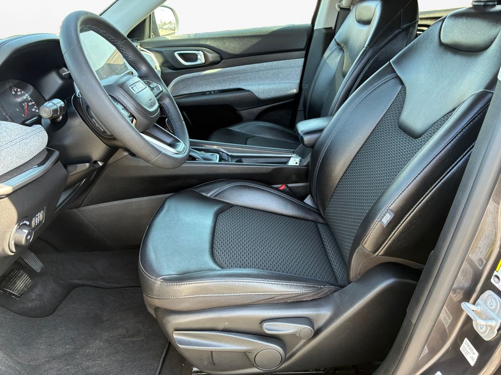 Used Car 2022 Jeep Compass  Latitude For Sale Under $20,000 In Austin, Texas