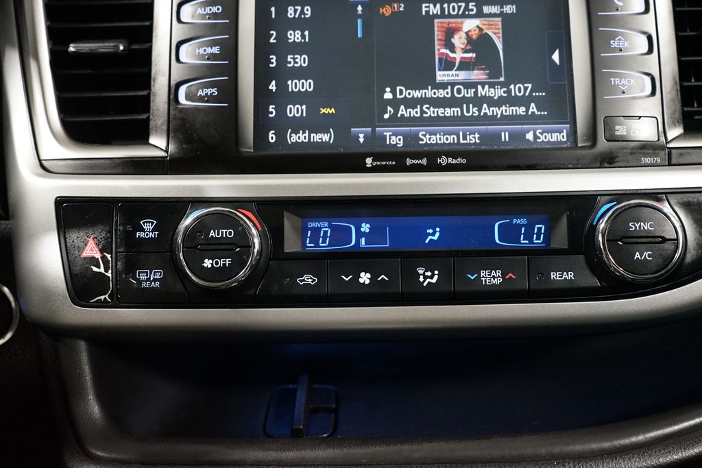 Thumbnail: 2018 Toyota Highlander - 19