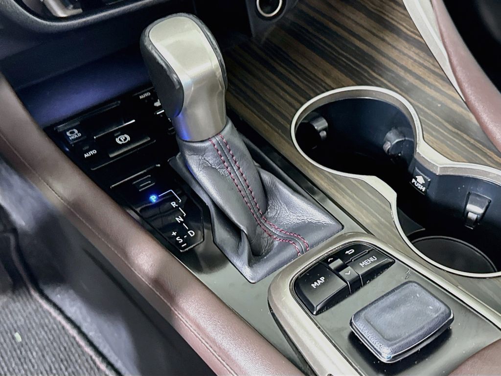 Thumbnail: 2016 Lexus RX - 17