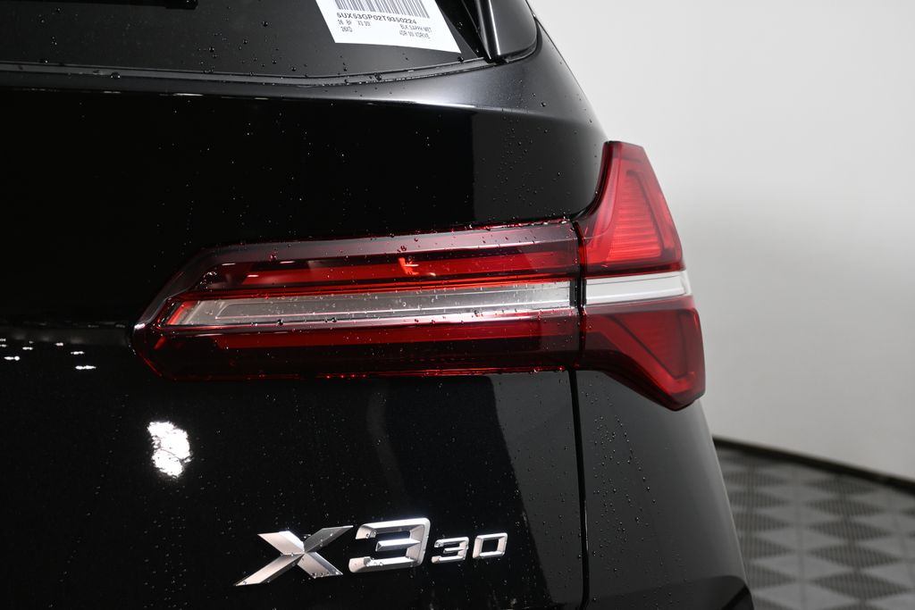 Thumbnail: 2026 BMW X3 - 13