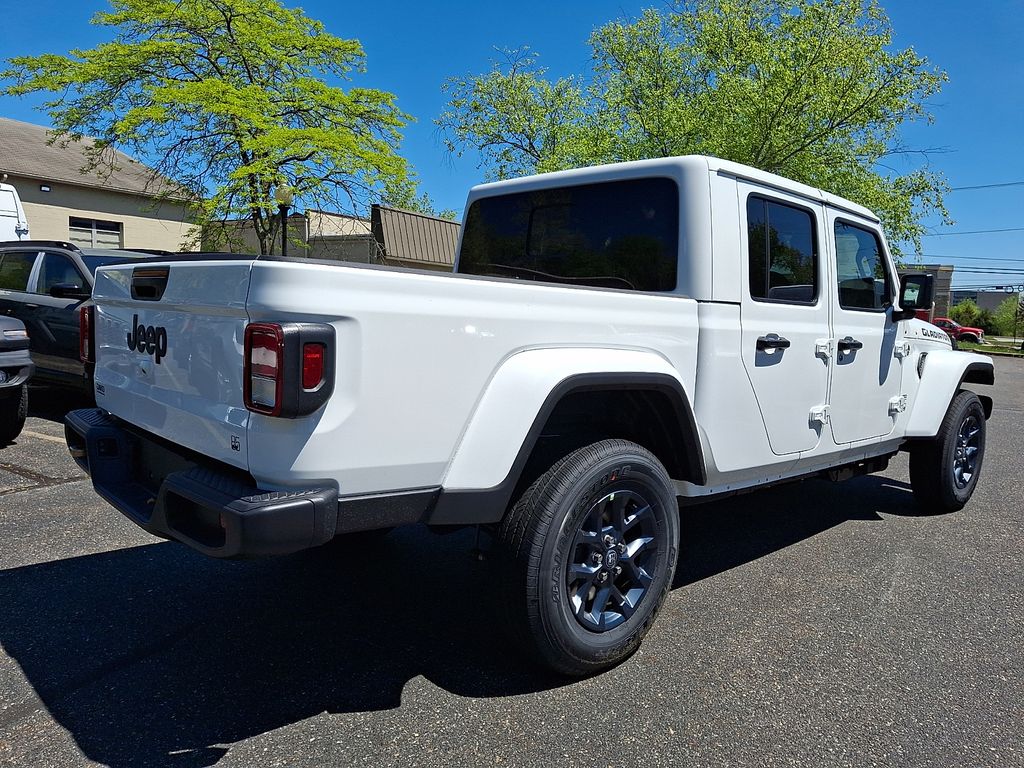 New 2026 Jeep Gladiator Truck