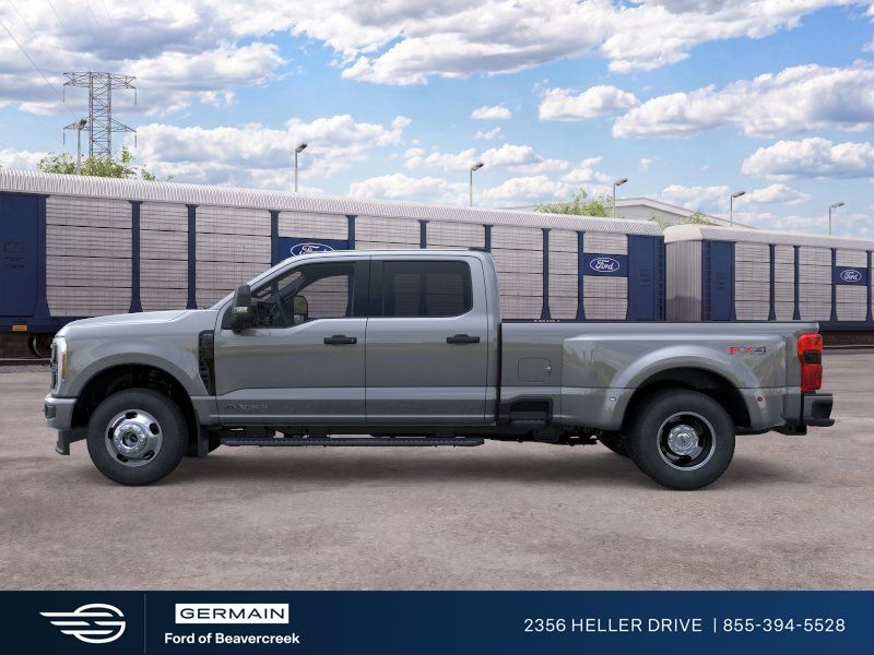 New 2026 Gray Ford XL image 3