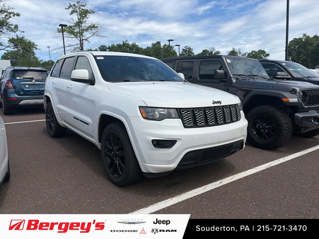 2018 Jeep Grand Cherokee Altitude 4WD
