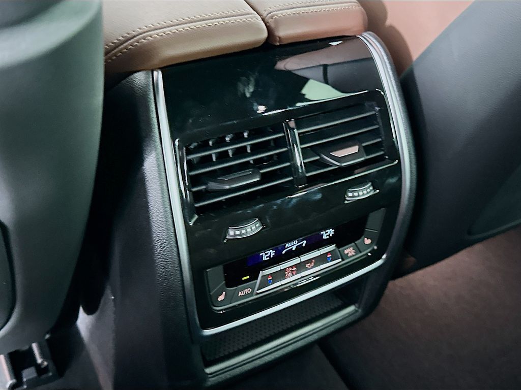 Thumbnail: 2026 BMW X5 - 18