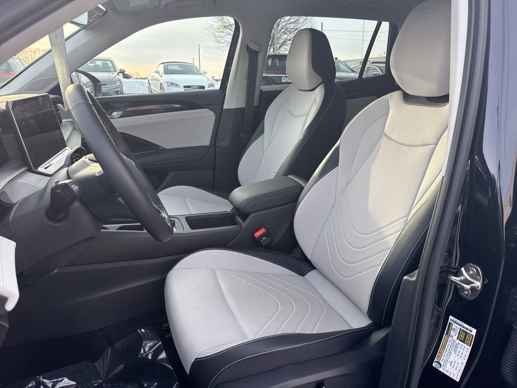 2025 Volkswagen Tiguan 2.0T SE Black at Subaru and VW of Moon Township