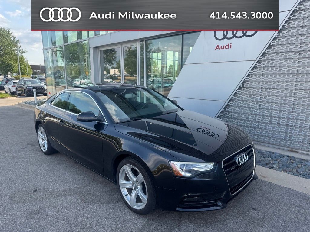 Phantom Black Pearl Effect 2013 Audi A5 Coupe All-Wheel Drive 6-Speed Manual
