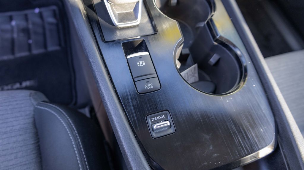 Used 2022 Nissan Rogue SV 4D Sport Utility