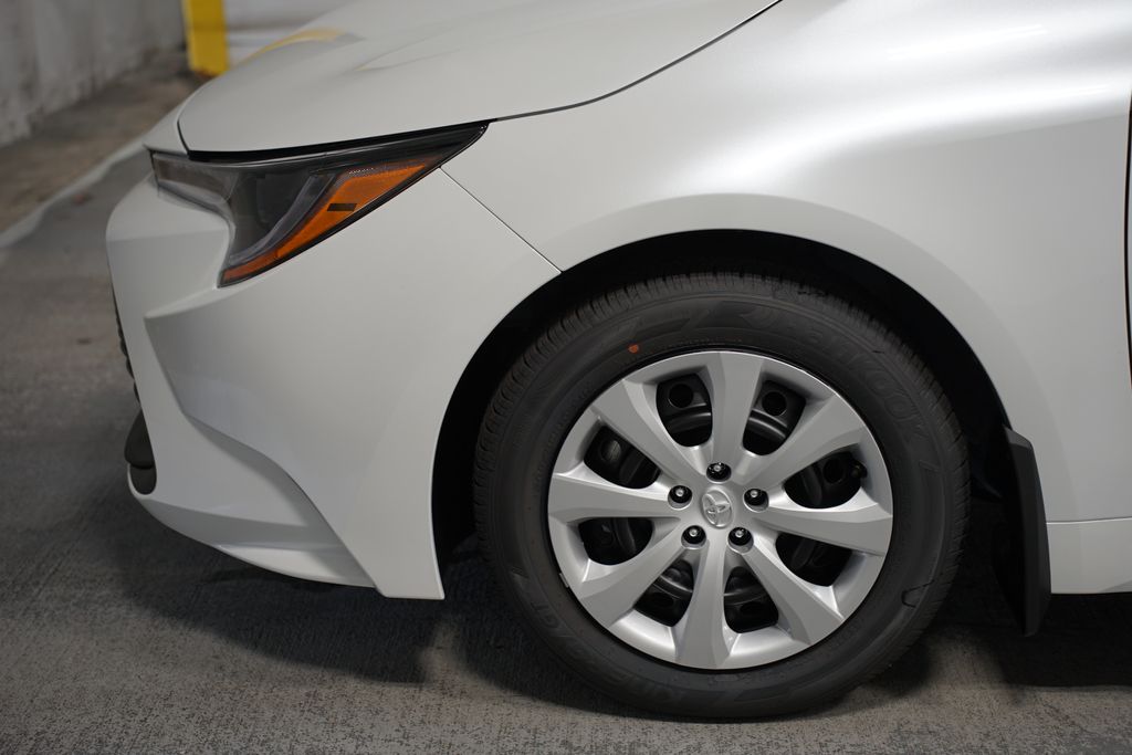 Thumbnail: 2025 Toyota Corolla - 5