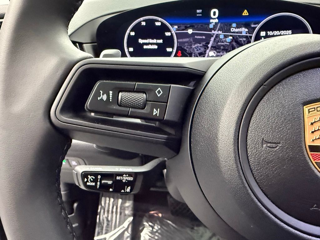 Thumbnail: 2025 Porsche Cayenne - 13