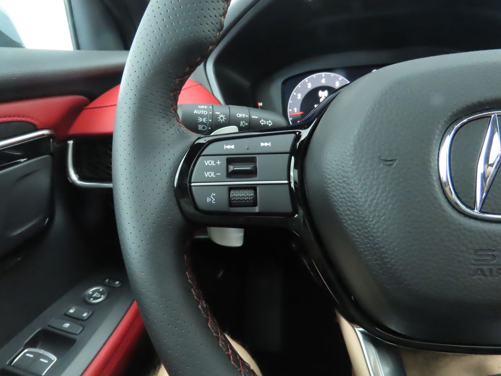 Thumbnail: 2025 Acura ADX - 13