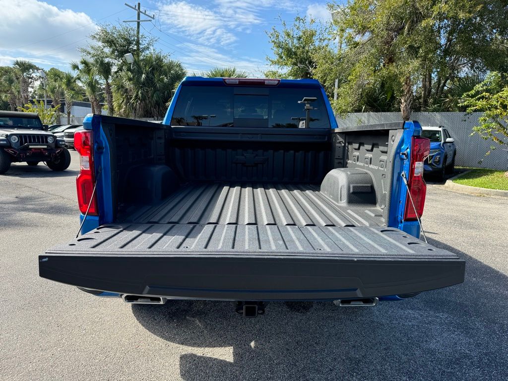 2023 Chevrolet Silverado 1500 RST 12